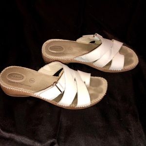 Dr Scholl’s White Sandals Size 9